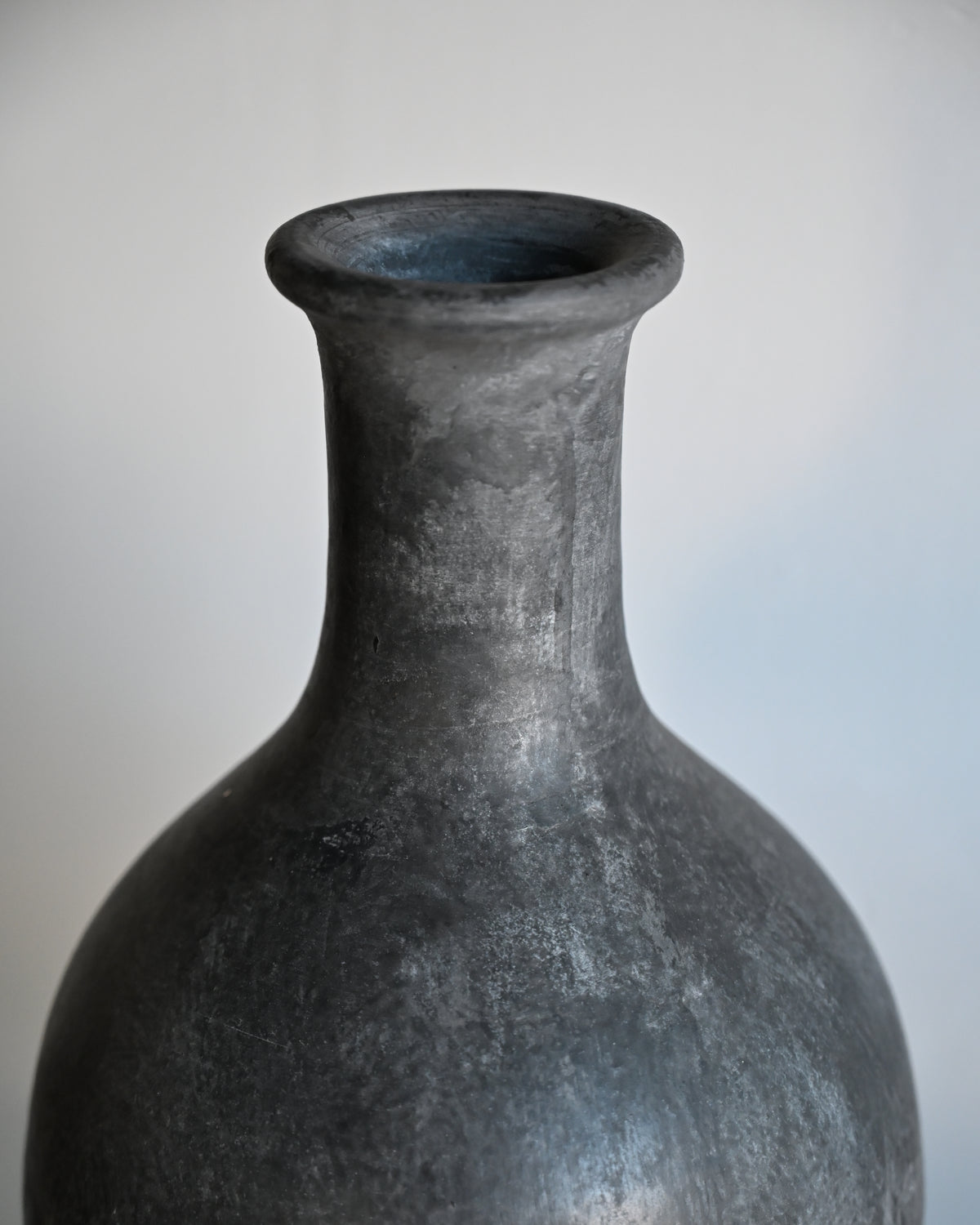 Waza Arta · Ash Patina